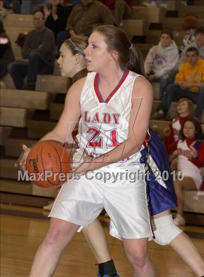Thumbnail 2 in Hampton vs. St. Marys (PIAA Class AAA First Round) photogallery.