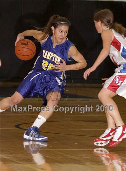 Thumbnail 3 in Hampton vs. St. Marys (PIAA Class AAA First Round) photogallery.