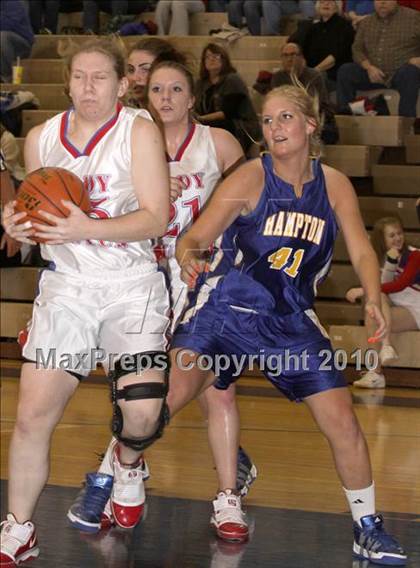 Thumbnail 1 in Hampton vs. St. Marys (PIAA Class AAA First Round) photogallery.