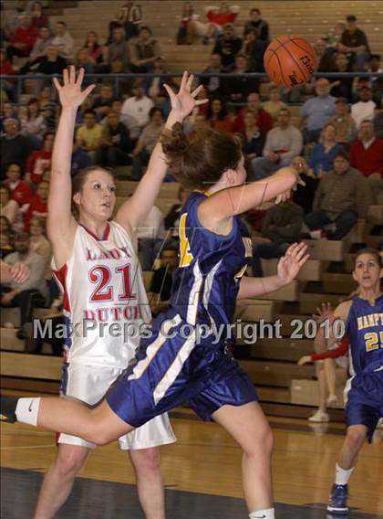 Thumbnail 2 in Hampton vs. St. Marys (PIAA Class AAA First Round) photogallery.