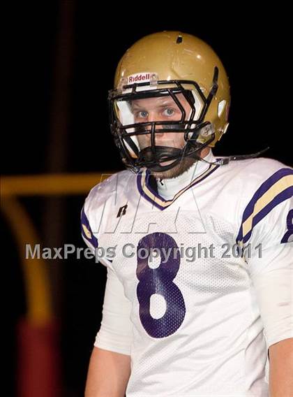 Thumbnail 1 in Holy Cross vs. Somerset (2011 Class 2A KHSAA Commonwealth Gridiron Bowl) photogallery.