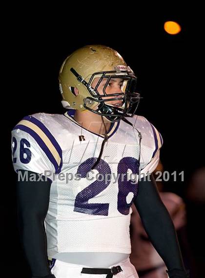 Thumbnail 1 in Holy Cross vs. Somerset (2011 Class 2A KHSAA Commonwealth Gridiron Bowl) photogallery.