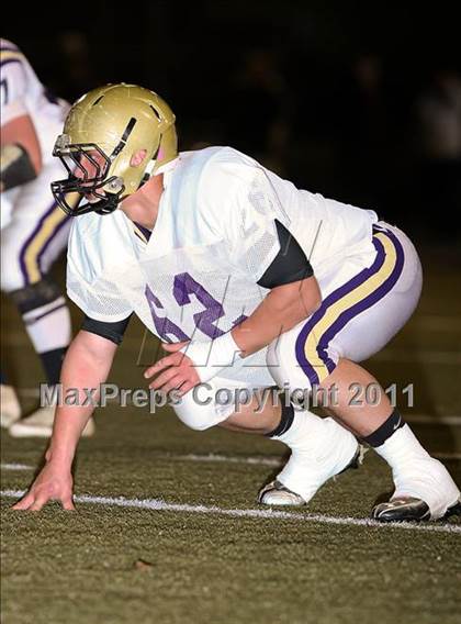 Thumbnail 2 in Holy Cross vs. Somerset (2011 Class 2A KHSAA Commonwealth Gridiron Bowl) photogallery.