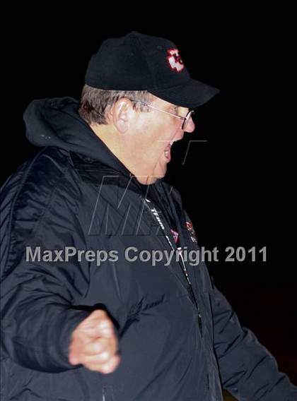 Thumbnail 1 in Holy Cross vs. Somerset (2011 Class 2A KHSAA Commonwealth Gridiron Bowl) photogallery.