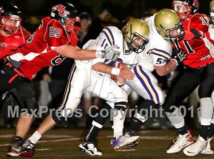 Thumbnail 1 in Holy Cross vs. Somerset (2011 Class 2A KHSAA Commonwealth Gridiron Bowl) photogallery.