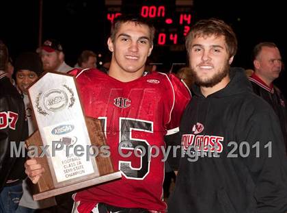 Thumbnail 3 in Holy Cross vs. Somerset (2011 Class 2A KHSAA Commonwealth Gridiron Bowl) photogallery.