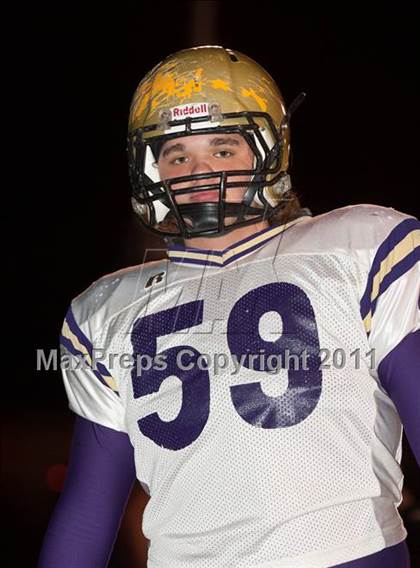 Thumbnail 3 in Holy Cross vs. Somerset (2011 Class 2A KHSAA Commonwealth Gridiron Bowl) photogallery.