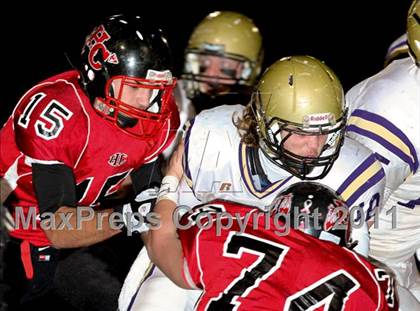Thumbnail 2 in Holy Cross vs. Somerset (2011 Class 2A KHSAA Commonwealth Gridiron Bowl) photogallery.