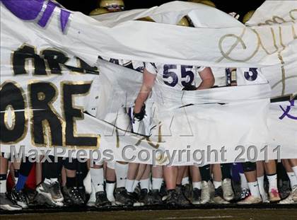 Thumbnail 3 in Holy Cross vs. Somerset (2011 Class 2A KHSAA Commonwealth Gridiron Bowl) photogallery.
