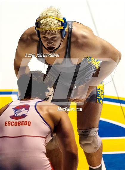 Thumbnail 3 in CIF Championships (152lbs to 285lbs) photogallery.