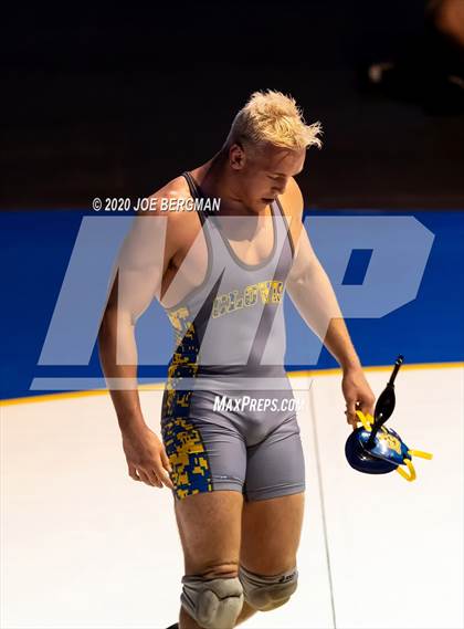 Thumbnail 2 in CIF Championships (152lbs to 285lbs) photogallery.