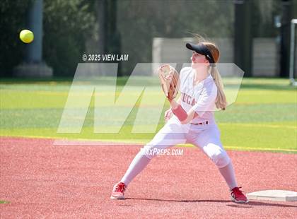 Thumbnail 2 in Vanden @ Carondelet photogallery.