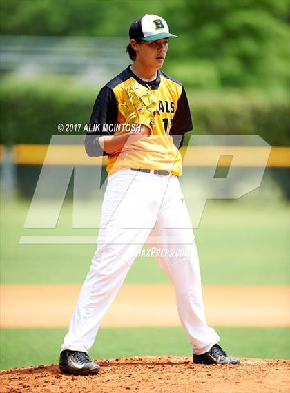 Thumbnail 1 in Greensboro Day @ Ravenscroft photogallery.