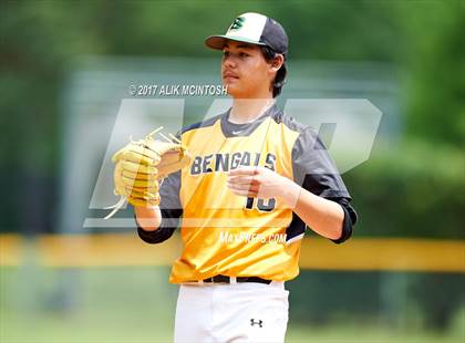 Thumbnail 1 in Greensboro Day @ Ravenscroft photogallery.