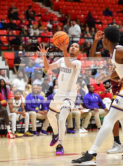 Thumbnail 1 in Christian Brothers vs. Beaumont United (King Cotton Classic) photogallery.