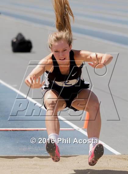 Thumbnail 3 in CIF Southern Section Track and Field Divisional Finals (Girls Events) photogallery.