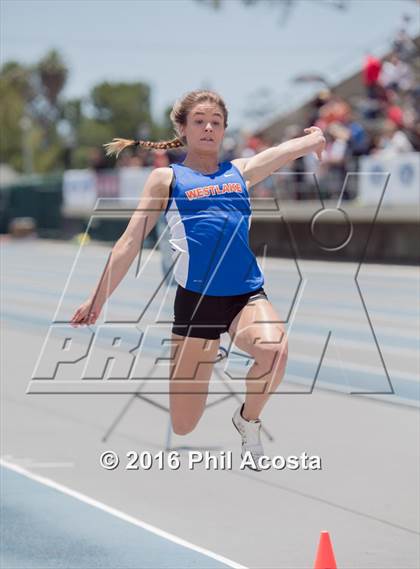 Thumbnail 3 in CIF Southern Section Track and Field Divisional Finals (Girls Events) photogallery.