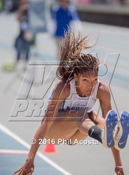 Thumbnail 2 in CIF Southern Section Track and Field Divisional Finals (Girls Events) photogallery.