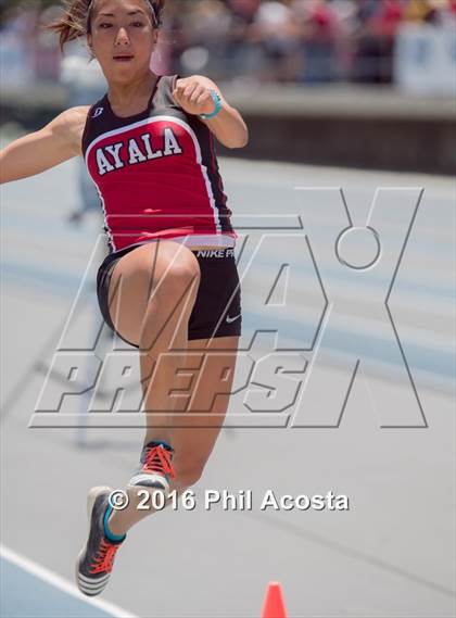 Thumbnail 3 in CIF Southern Section Track and Field Divisional Finals (Girls Events) photogallery.