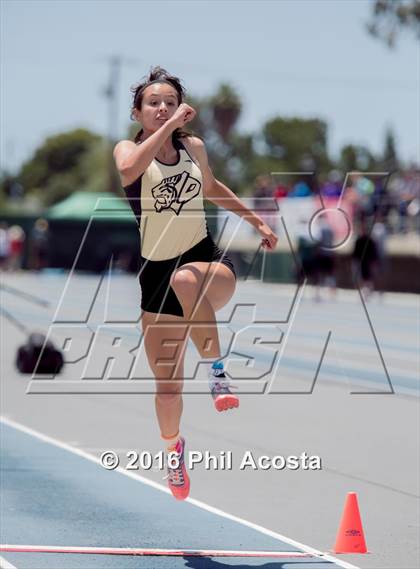 Thumbnail 3 in CIF Southern Section Track and Field Divisional Finals (Girls Events) photogallery.