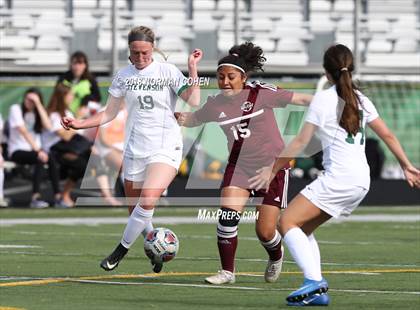 Thumbnail 1 in Stevenson vs. Zion-Benton (IHSA 3A Regional Semifinal) photogallery.
