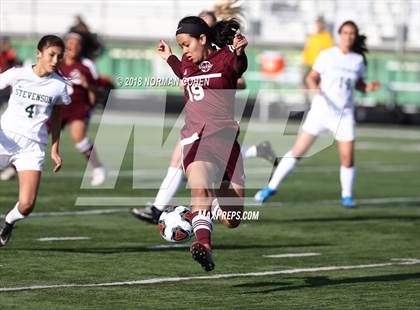 Thumbnail 2 in Stevenson vs. Zion-Benton (IHSA 3A Regional Semifinal) photogallery.