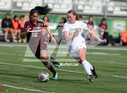 Thumbnail 3 in Stevenson vs. Zion-Benton (IHSA 3A Regional Semifinal) photogallery.