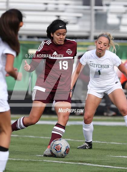 Thumbnail 3 in Stevenson vs. Zion-Benton (IHSA 3A Regional Semifinal) photogallery.