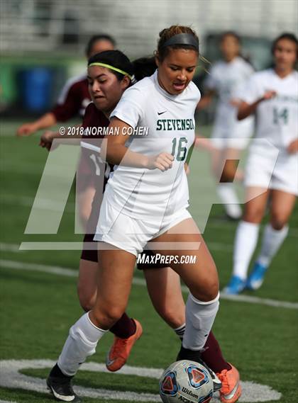 Thumbnail 3 in Stevenson vs. Zion-Benton (IHSA 3A Regional Semifinal) photogallery.