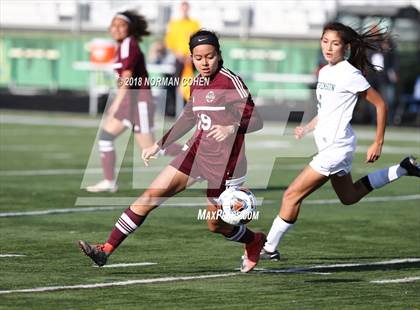 Thumbnail 1 in Stevenson vs. Zion-Benton (IHSA 3A Regional Semifinal) photogallery.