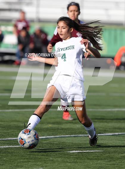Thumbnail 2 in Stevenson vs. Zion-Benton (IHSA 3A Regional Semifinal) photogallery.