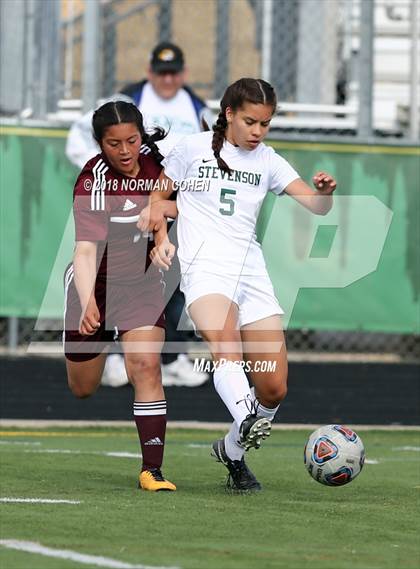 Thumbnail 3 in Stevenson vs. Zion-Benton (IHSA 3A Regional Semifinal) photogallery.