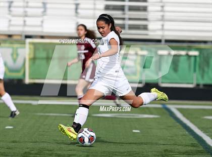 Thumbnail 2 in Stevenson vs. Zion-Benton (IHSA 3A Regional Semifinal) photogallery.