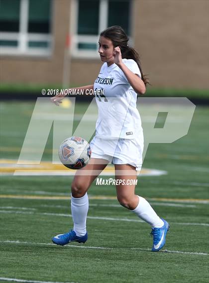Thumbnail 2 in Stevenson vs. Zion-Benton (IHSA 3A Regional Semifinal) photogallery.