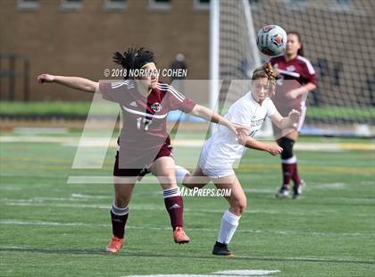 Thumbnail 2 in Stevenson vs. Zion-Benton (IHSA 3A Regional Semifinal) photogallery.