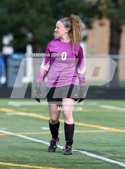 Thumbnail 1 in Stevenson vs. Zion-Benton (IHSA 3A Regional Semifinal) photogallery.