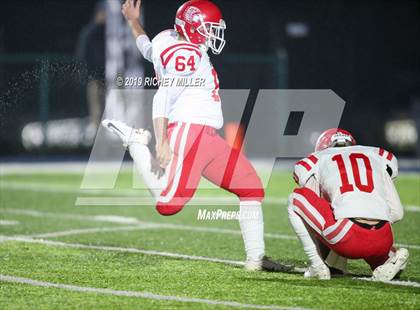 Thumbnail 1 in Shiloh Christian vs. Pocahontas (AAA 4A Round 2 Playoff) photogallery.