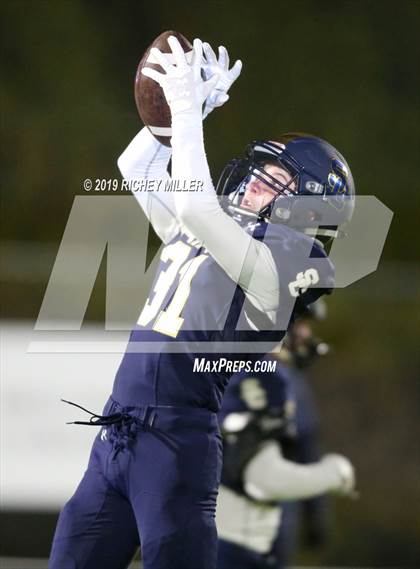 Thumbnail 2 in Shiloh Christian vs. Pocahontas (AAA 4A Round 2 Playoff) photogallery.