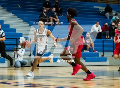 Thumbnail 3 in North Garland vs. Sachse photogallery.