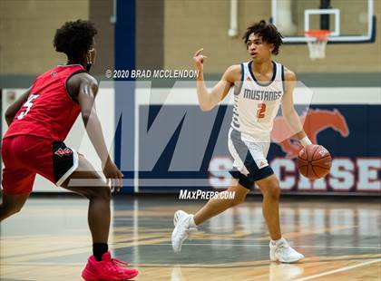 Thumbnail 3 in North Garland vs. Sachse photogallery.