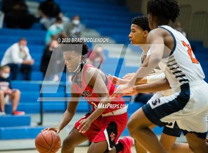 Thumbnail 3 in North Garland vs. Sachse photogallery.