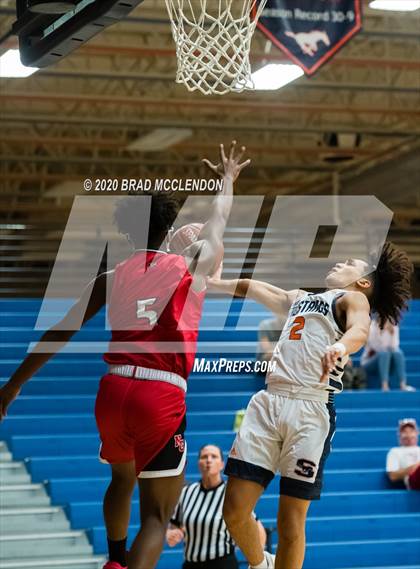 Thumbnail 2 in North Garland vs. Sachse photogallery.