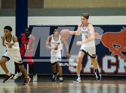 Thumbnail 2 in North Garland vs. Sachse photogallery.