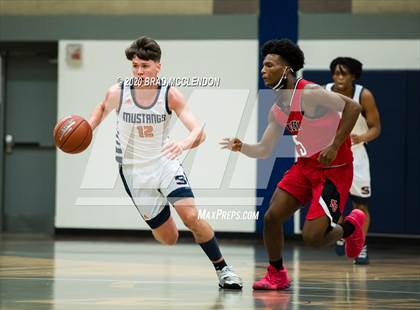 Thumbnail 2 in North Garland vs. Sachse photogallery.