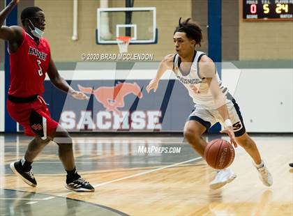 Thumbnail 3 in North Garland vs. Sachse photogallery.