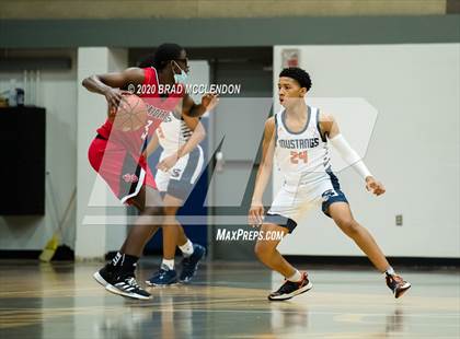 Thumbnail 2 in North Garland vs. Sachse photogallery.