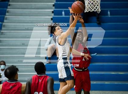 Thumbnail 2 in North Garland vs. Sachse photogallery.