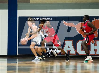 Thumbnail 1 in North Garland vs. Sachse photogallery.
