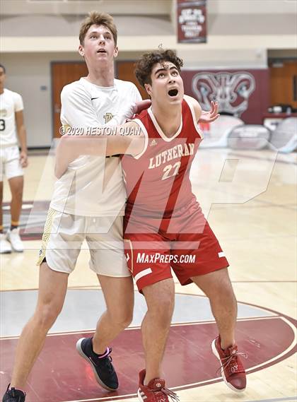Thumbnail 1 in Mater Dei Catholic vs. Orange Lutheran (Rancho Mirage Holiday Invitational) photogallery.