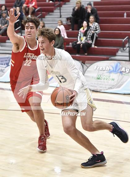 Thumbnail 1 in Mater Dei Catholic vs. Orange Lutheran (Rancho Mirage Holiday Invitational) photogallery.